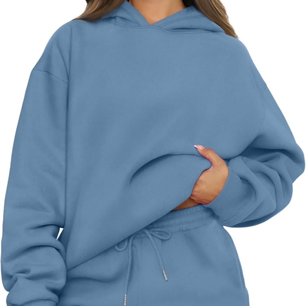 Blue Oversized Sweatshirt with Relaxed Fit